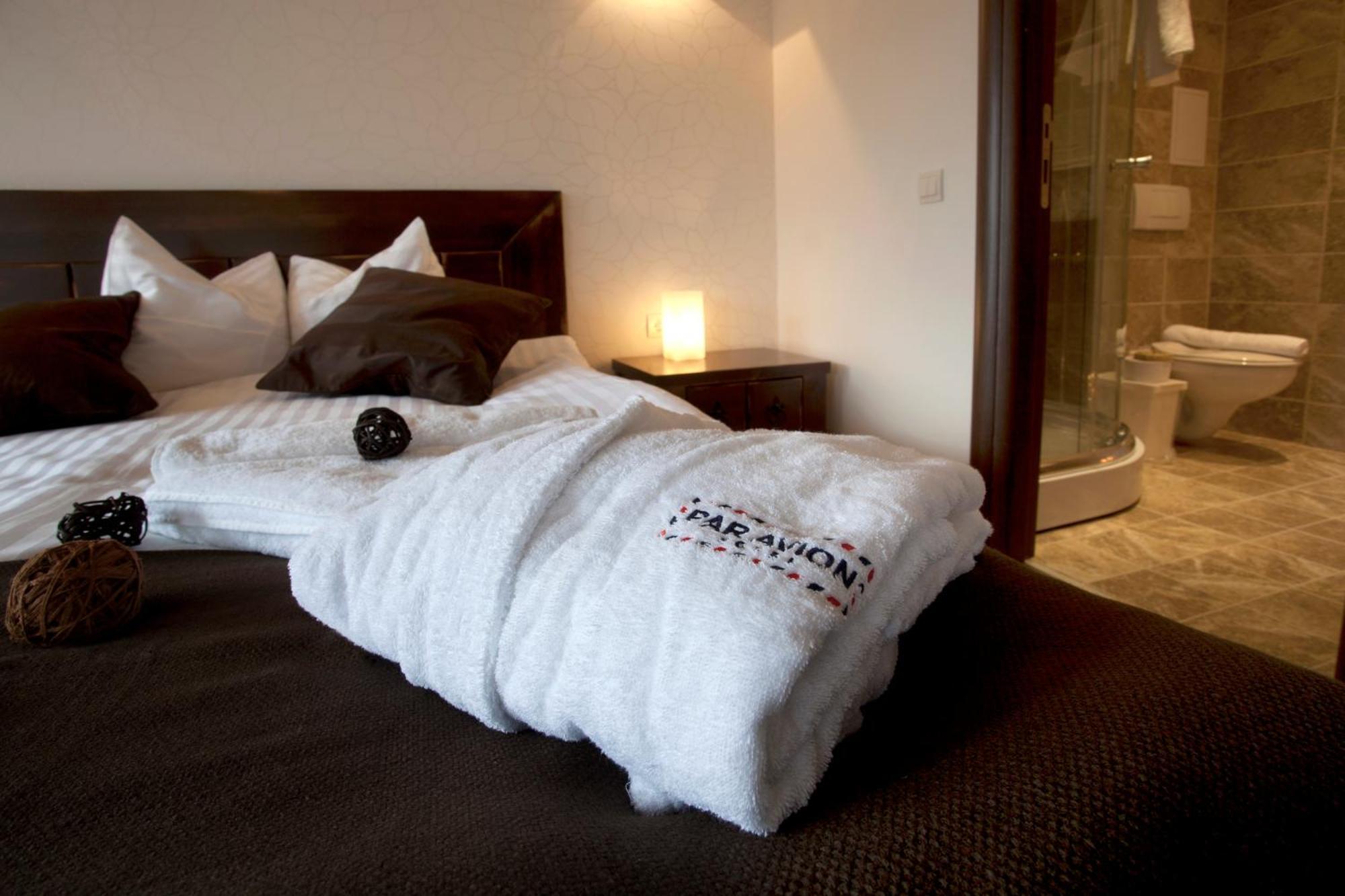 Hotel Par Avion Apriłci Zewnętrze zdjęcie